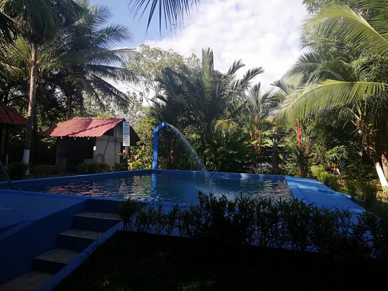 Villas Maria Luisa Увита Екстериор снимка